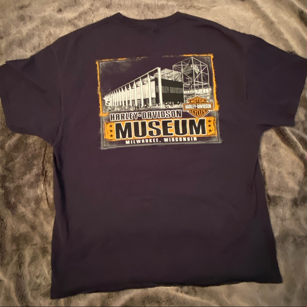 Black Harley Davidson short sleeve tee shirt.  Large.  HD Museum Milwaukee, WI